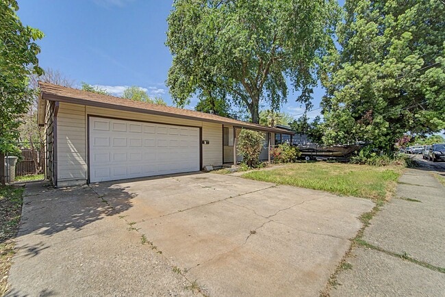 Photo - 3 bedroom 1 bath house in Yuba City