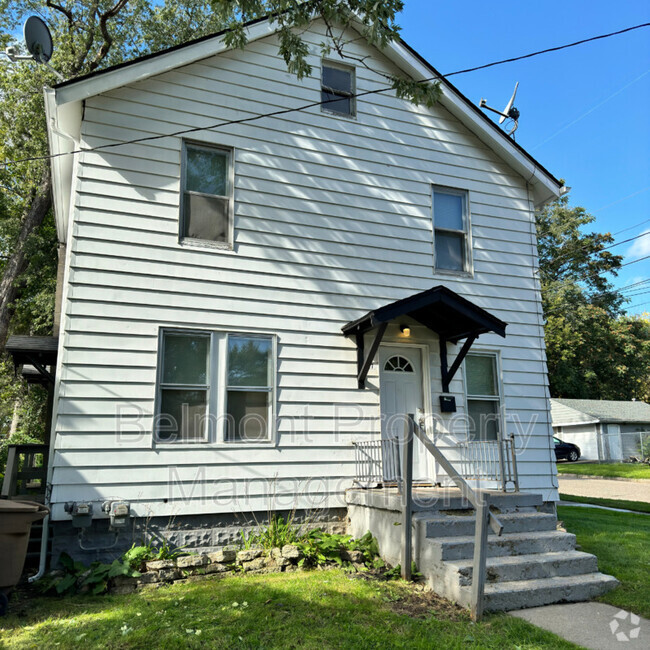 Building Photo - 77 Pingree Ave Rental