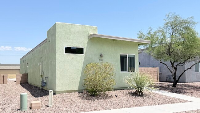Photo - 3026 N Dasylirion Dr