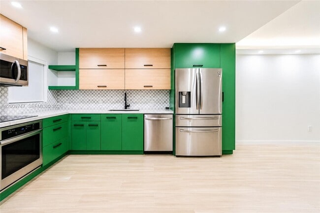 Photo - 1331 Lincoln Rd Unit 1304