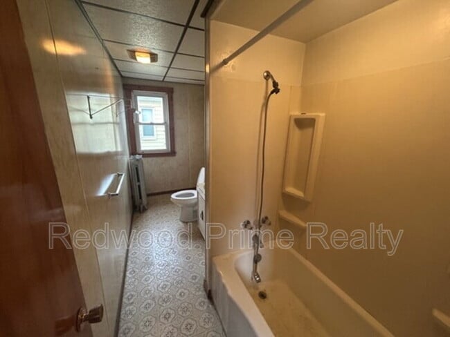 Photo - 645 Coleman Ave