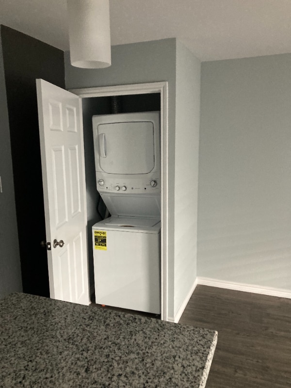 Photo - 2109 Kerria Ave Unit s