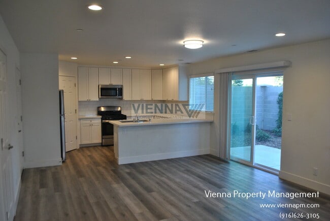 Photo - 4830 Morgera Ln