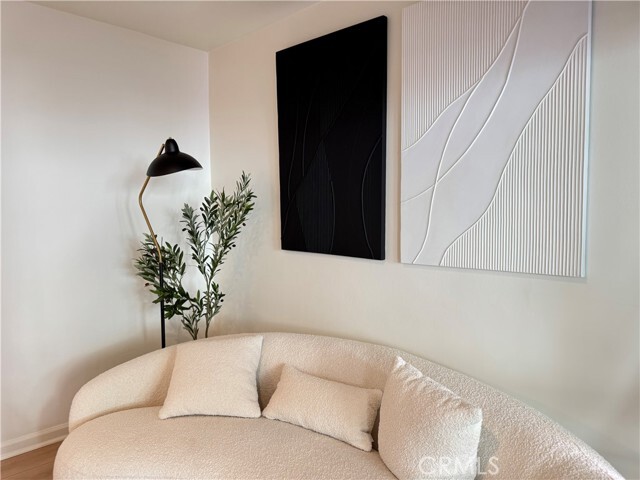 Photo - 251 N Oakland Ave Unidad 3