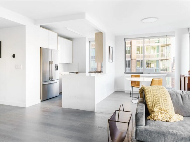 Photo - 21 West End Ave Unit 1521