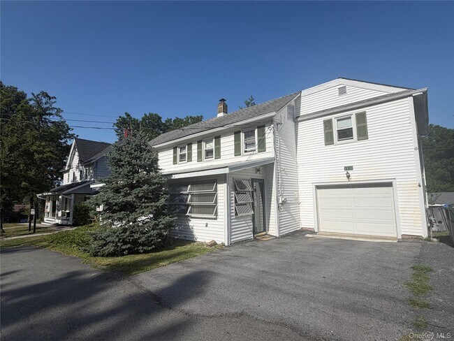 Photo - 1390 Kings Hwy