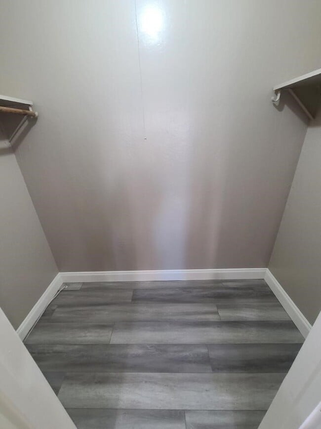 Photo - Grand Lake Terrace Apartments