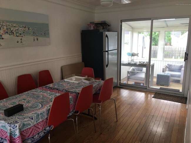 Photo - 24 Cooper Ave