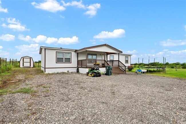 360 Shady Oaks Dr
