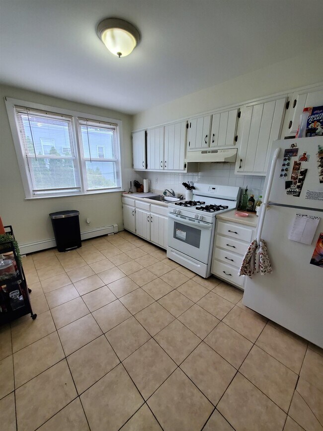 Photo - 16 Mechanic St Unit 3