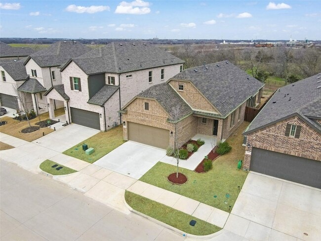 Photo - 713 Caroline Dr