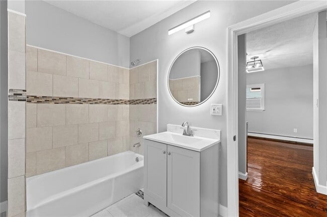 Photo - 1 Cottage St