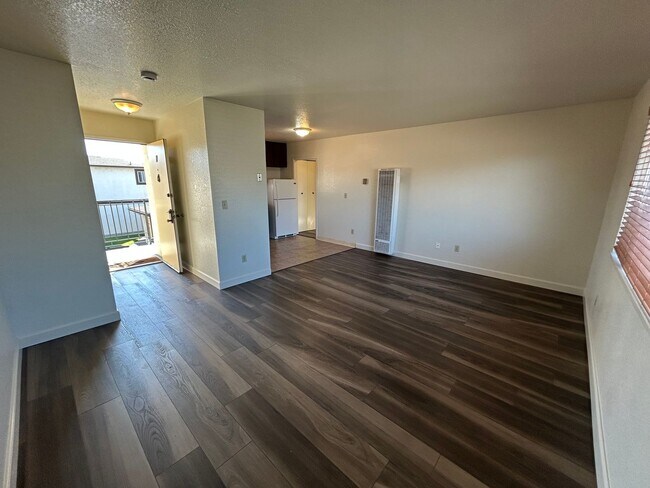 Photo - 255 E Romie Ln Unit #10
