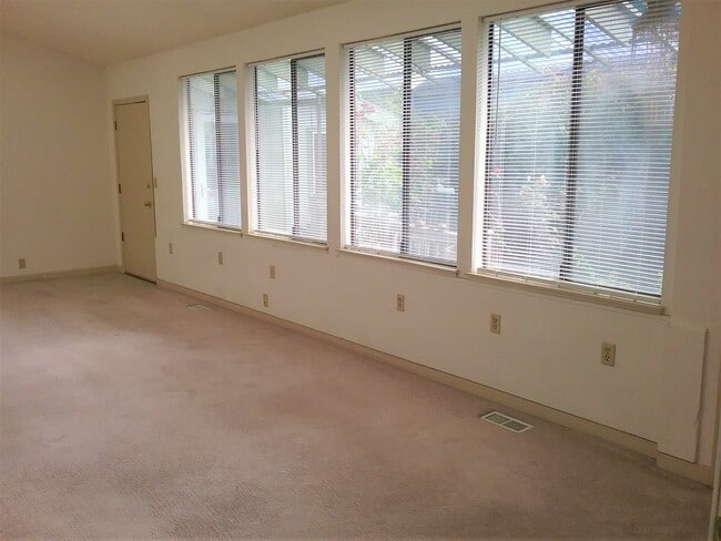 Photo - 2214 N Union Ave