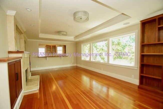 Photo - 317 Montecito Dr