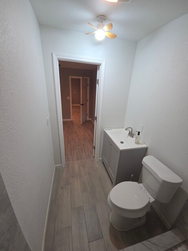 126 Postwood Dr Unidad 126 Postwood Dr #2