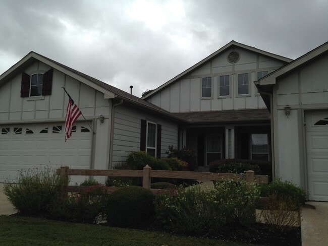 Photo - 106 Bowie Cir