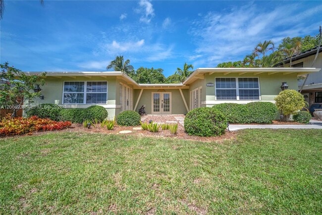 Building Photo - 2555 Nassau Ln