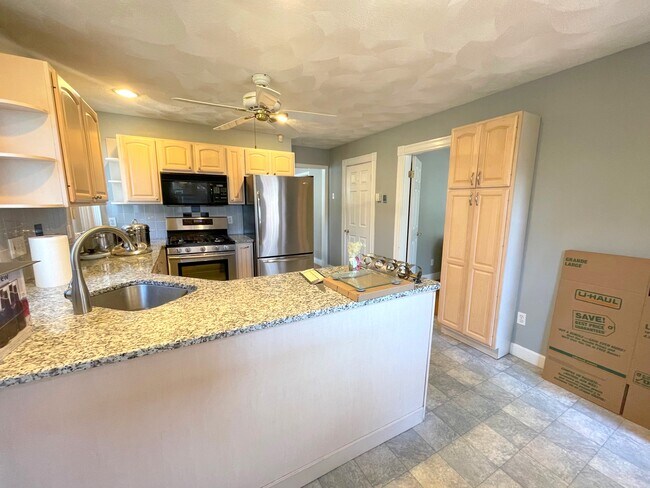 Photo - 112 Boston Ave Unit 1