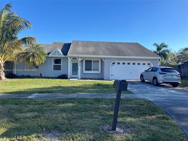 Photo - 15916 E Wind Cir