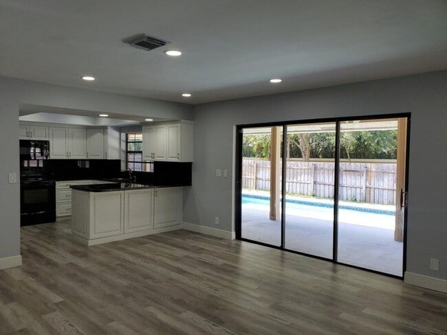 Photo - 4497 Sugar Pine Dr