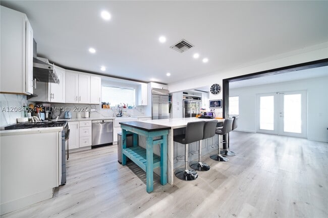 Photo - 1301 Funston St