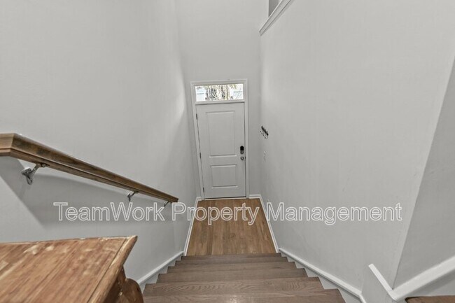 Photo - 306 Spindlewood Wy