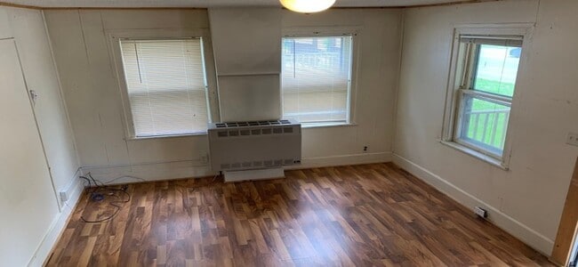 Photo - 740 Water St