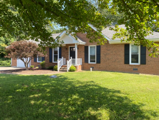 Photo - 850 Ronald Ct