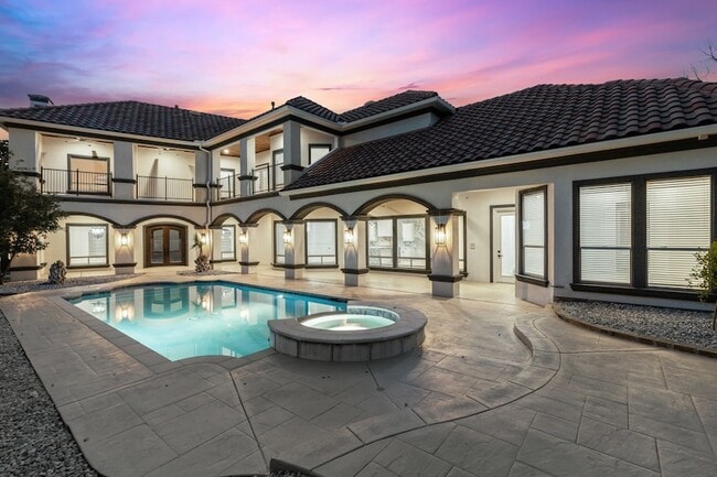 Photo - 1229 Strathmore Dr