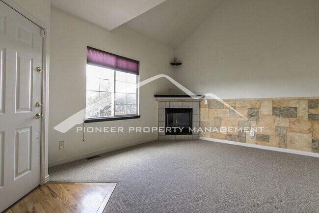 Photo - Amazing Townhouse with 2 Car Garage and Ga...