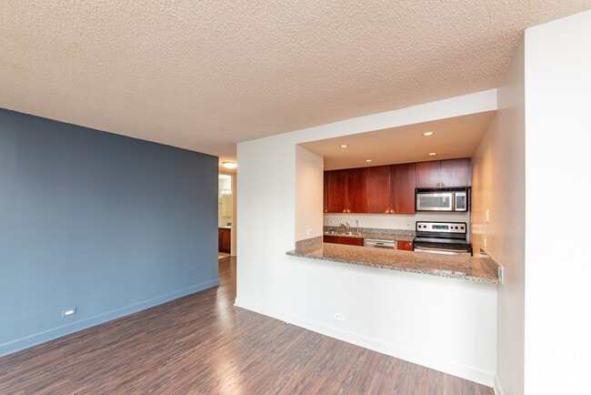 Photo - 30 E Huron St Unit 904