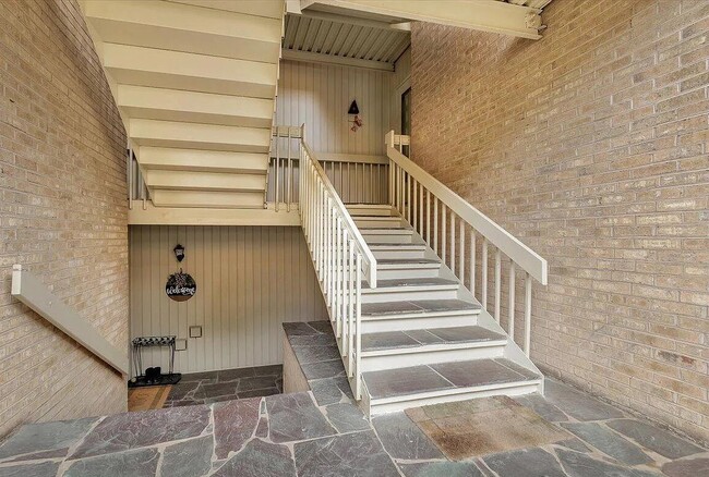 Photo - 5260 Crossbow Cir Unit 11B