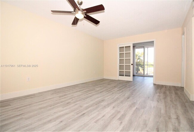 Building Photo - 1251 NE 108th St Unit 312