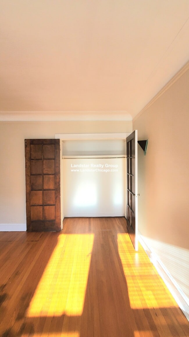 Photo - 1918 W Morse Ave Unit 3S