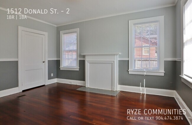 Photo - 1512 Donald St Unit 2