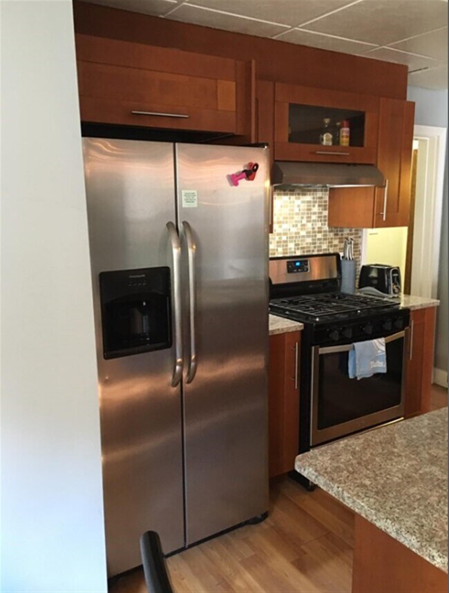 Photo - 77 Lyman Ave Unit 2