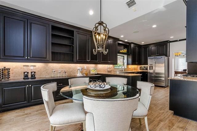 11712 Forest Ct