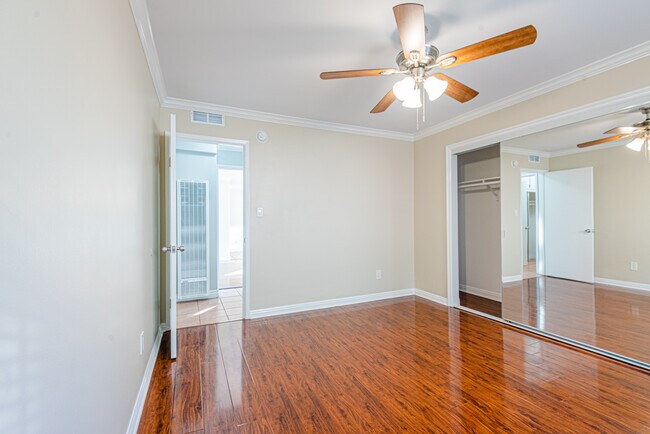 Bedroom #1 w/ Ceiling Fan