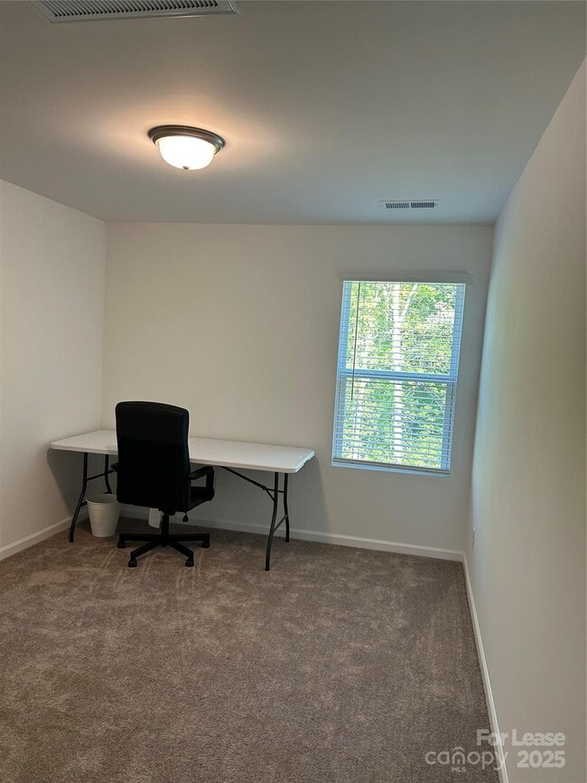 Photo - 11028 Wickenden Wy