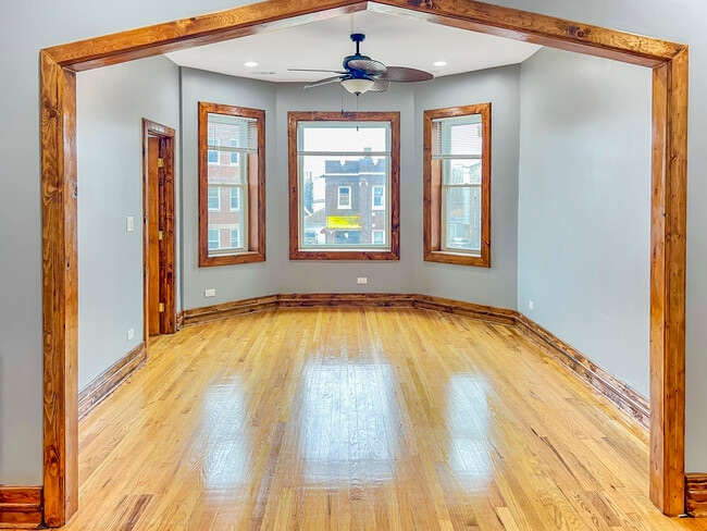 Building Photo - 3110 N Davlin Ct Unit 2