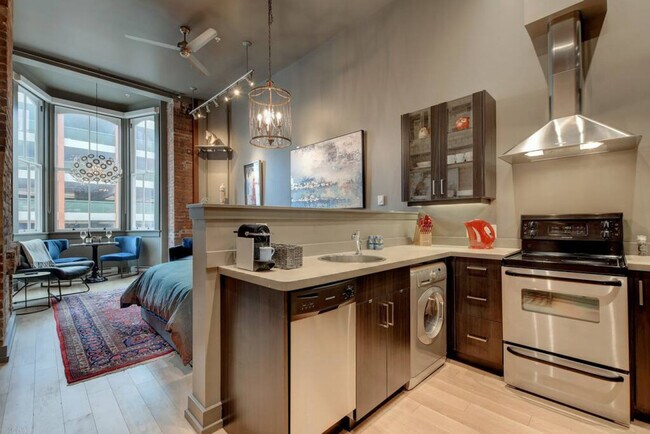 Photo - 562 Yates St Unit ID1051949P