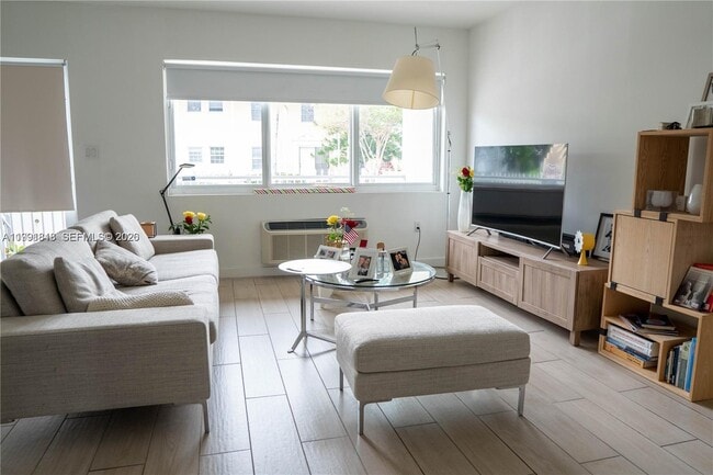 Photo - 625 77th St Unit 2