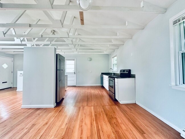 Photo - 129 Sheldon Terrace