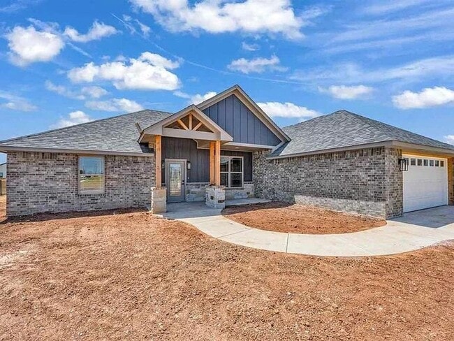 Building Photo - 409 Bobwhite Rd Rental