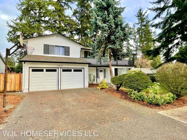 Photo - 5 br, 3 bath House - 13818 119th Ave NE