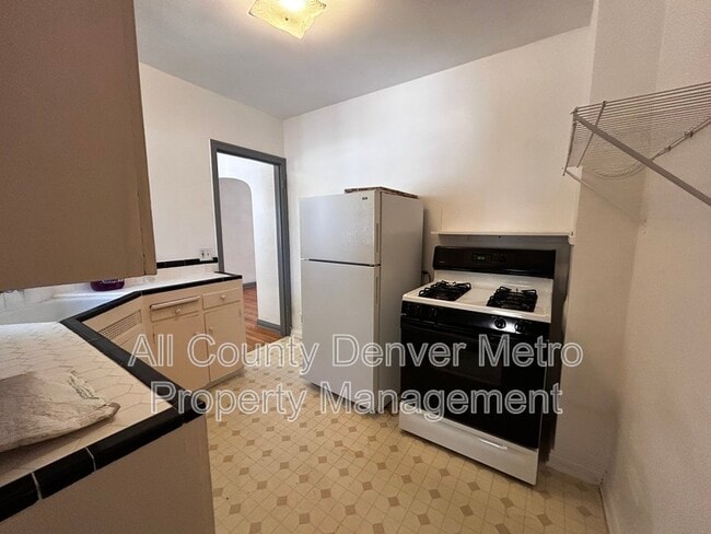 Photo - 2111 S Emerson St