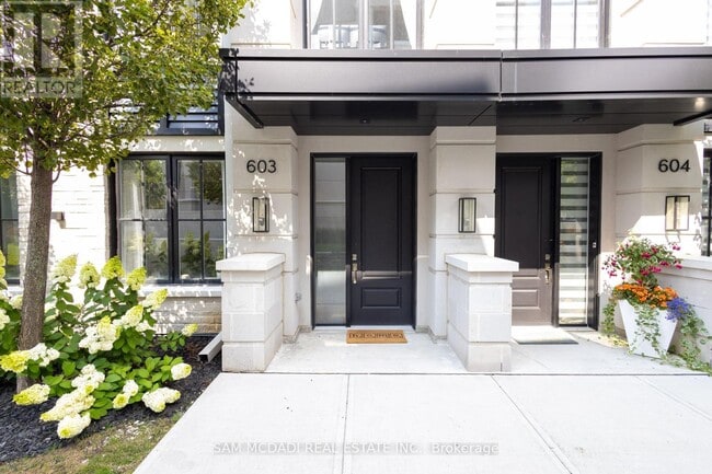 Photo - 1190 Cawthra Rd
