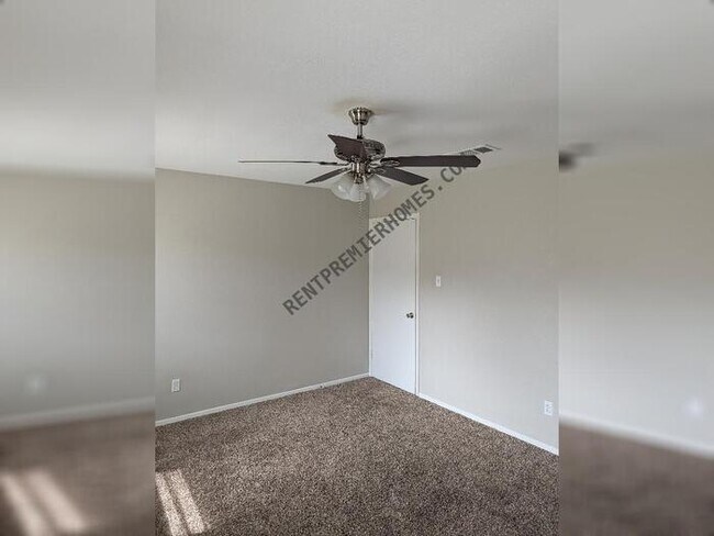 Photo - 2009 Ming Dr