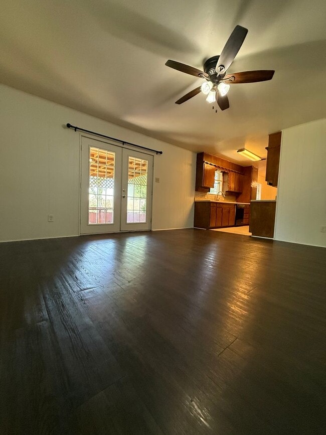 Photo - Adorable 3 bedroom, 2 bath home in Aledo